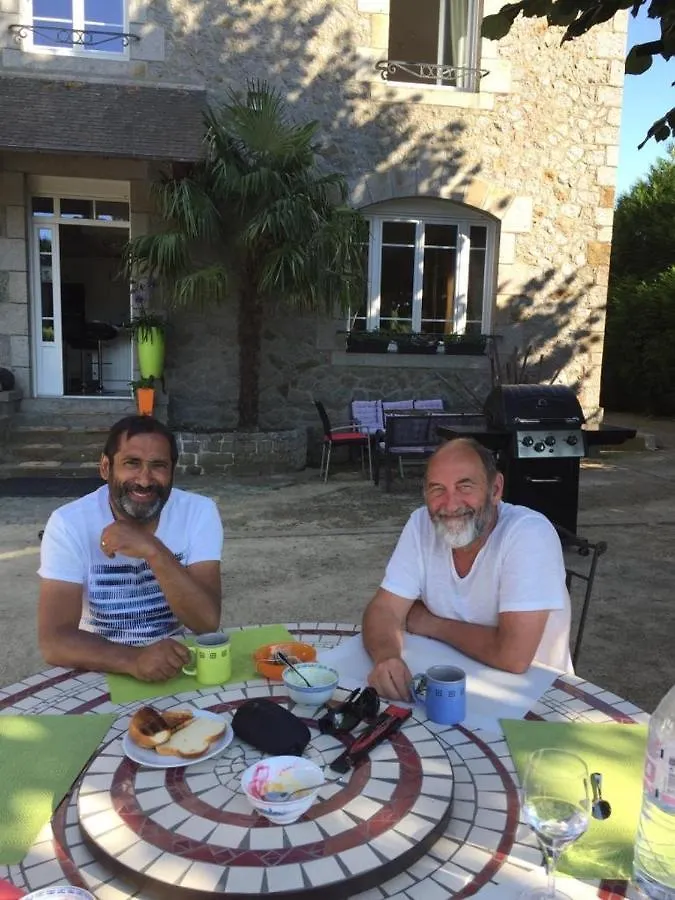 Le Clos Saint-Brice Les Portes du Coglais Guest house