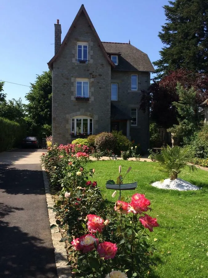 Le Clos Saint-Brice Les Portes du Coglais